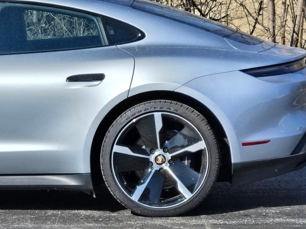 2023 Porsche Taycan Base