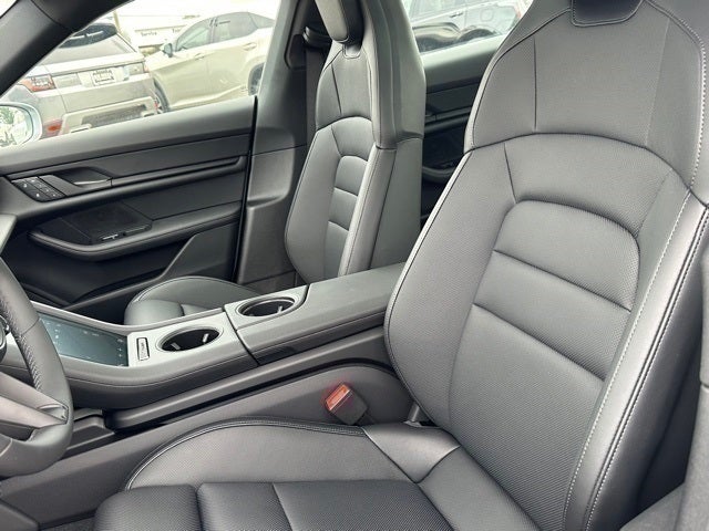 2023 Porsche Taycan Base