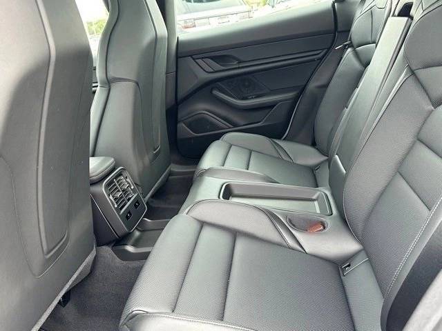 2023 Porsche Taycan Base