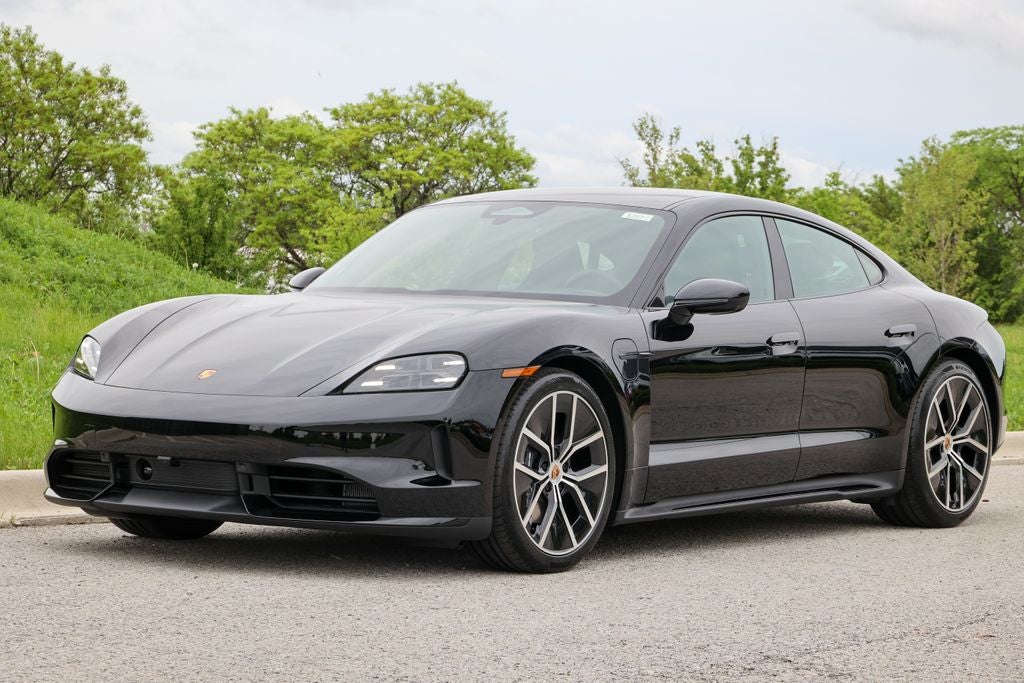 2026 Porsche Taycan 4