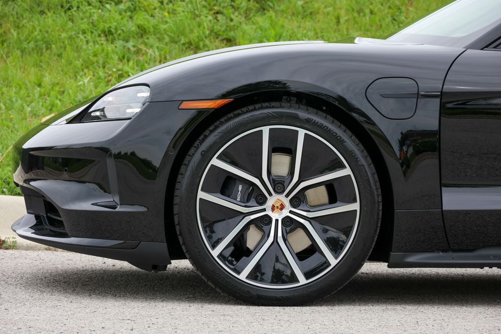 2026 Porsche Taycan 4