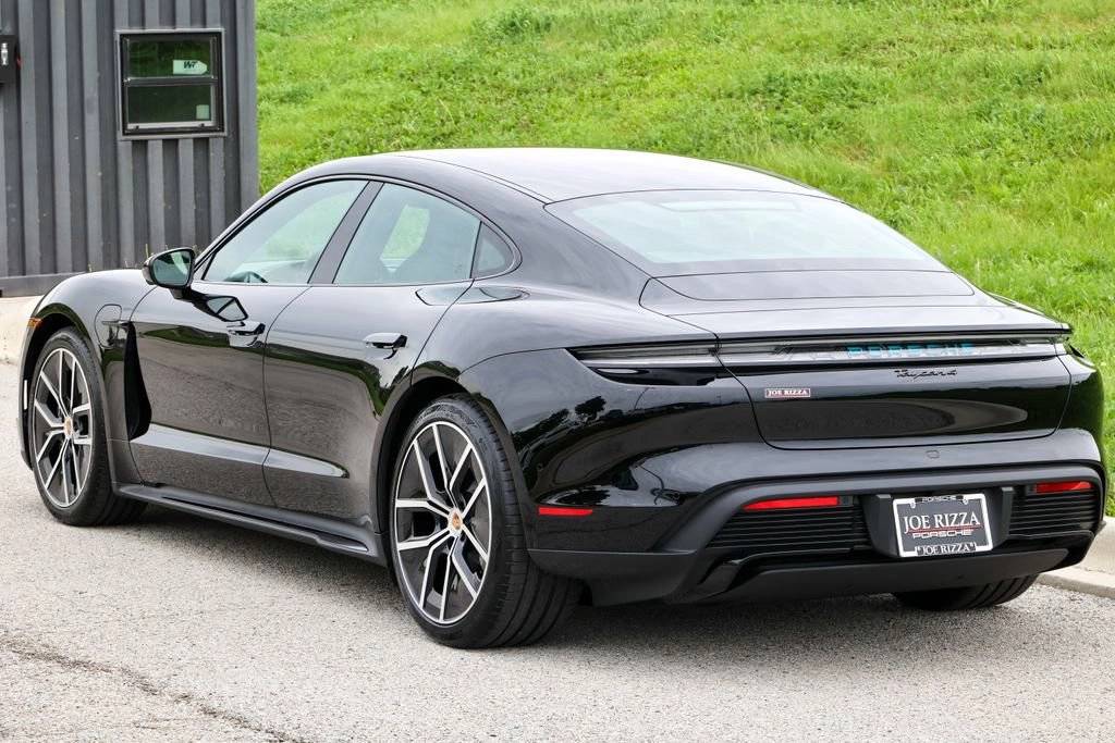 2026 Porsche Taycan 4