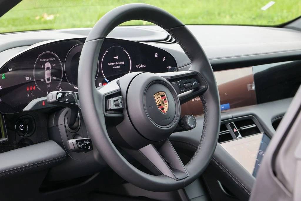 2026 Porsche Taycan 4