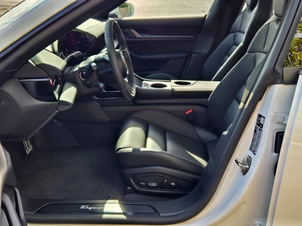 2026 Porsche Taycan Base