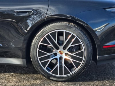 2026 Porsche Taycan 4