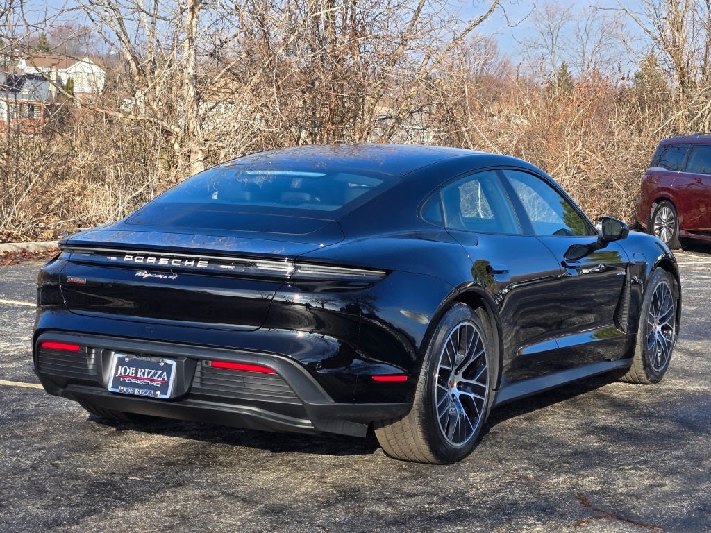 2026 Porsche Taycan 4