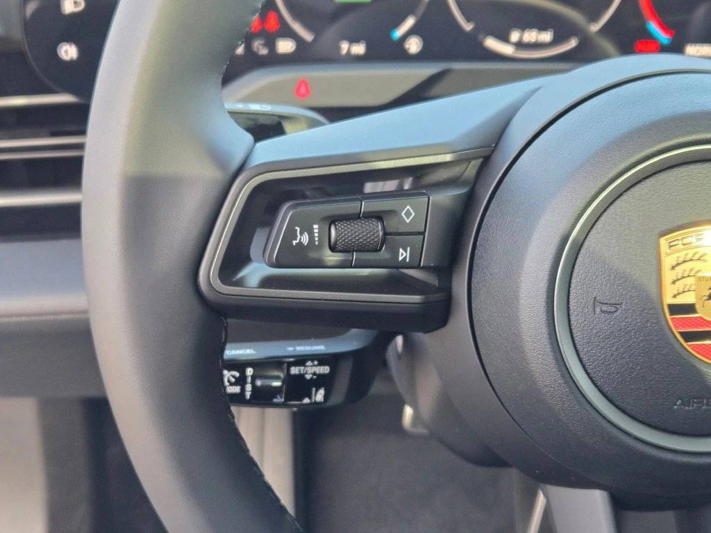 2026 Porsche Taycan 4