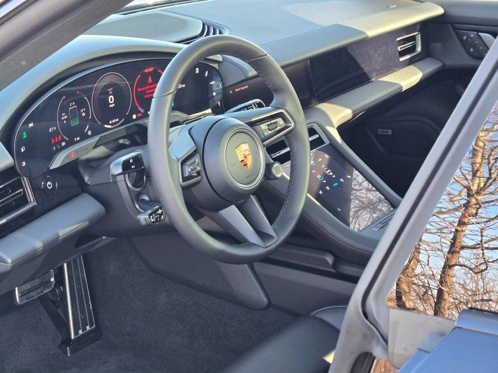 2026 Porsche Taycan 4