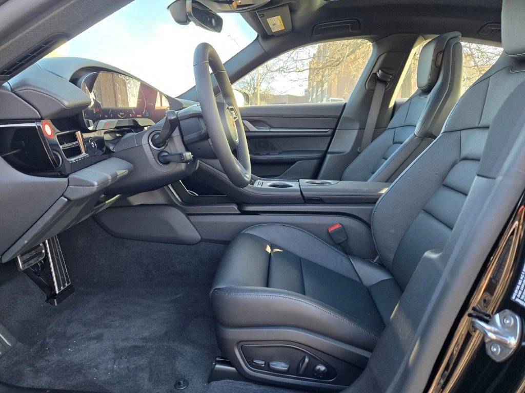 2026 Porsche Taycan 4