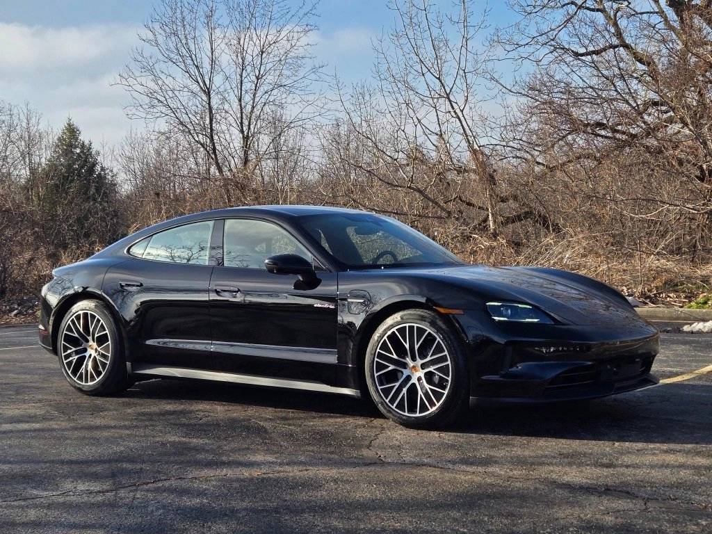 2026 Porsche Taycan 4