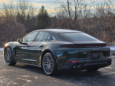 2026 Porsche Panamera 4