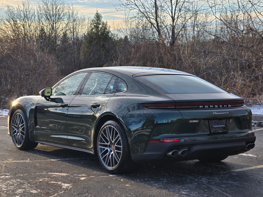 2026 Porsche Panamera 4