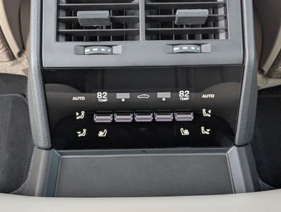 2026 Porsche Panamera 4