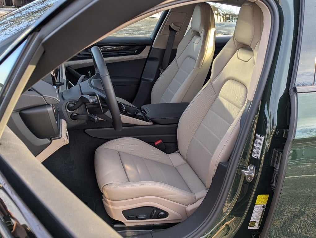 2026 Porsche Panamera 4