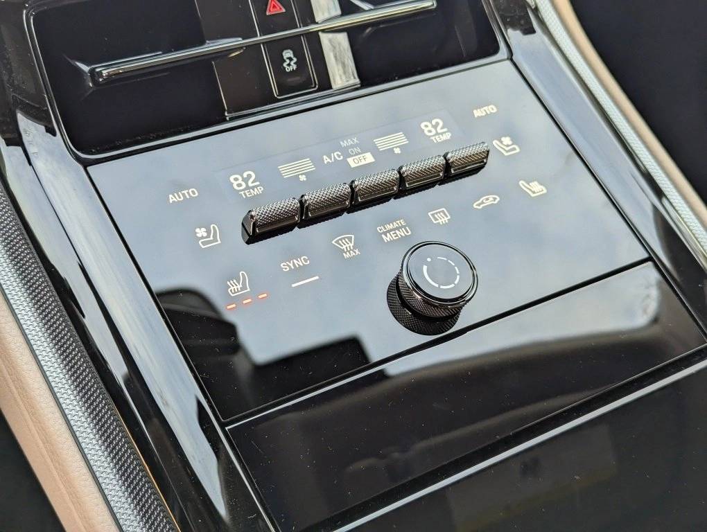 2026 Porsche Panamera 4