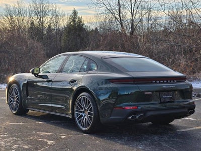 2026 Porsche Panamera 4