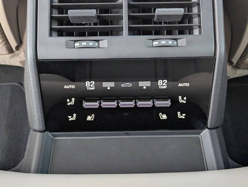 2026 Porsche Panamera 4