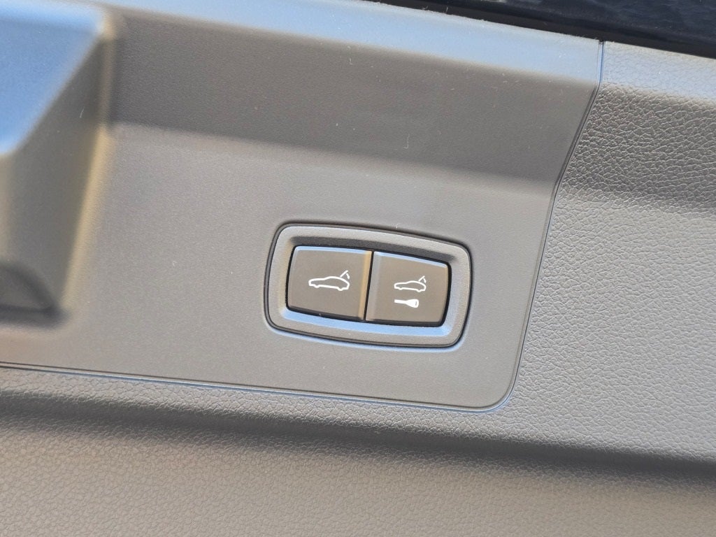 2026 Porsche Panamera Base