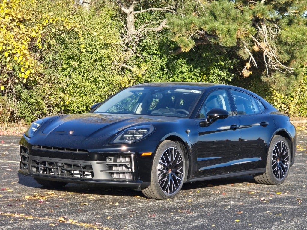 2026 Porsche Panamera Base