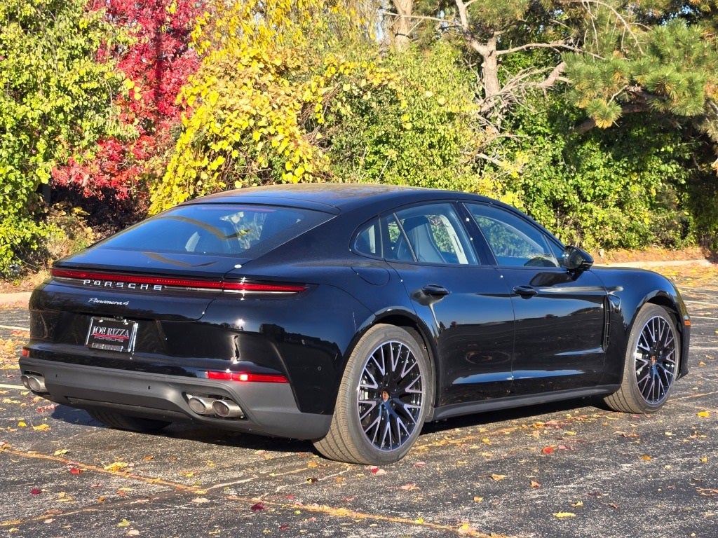 2026 Porsche Panamera Base