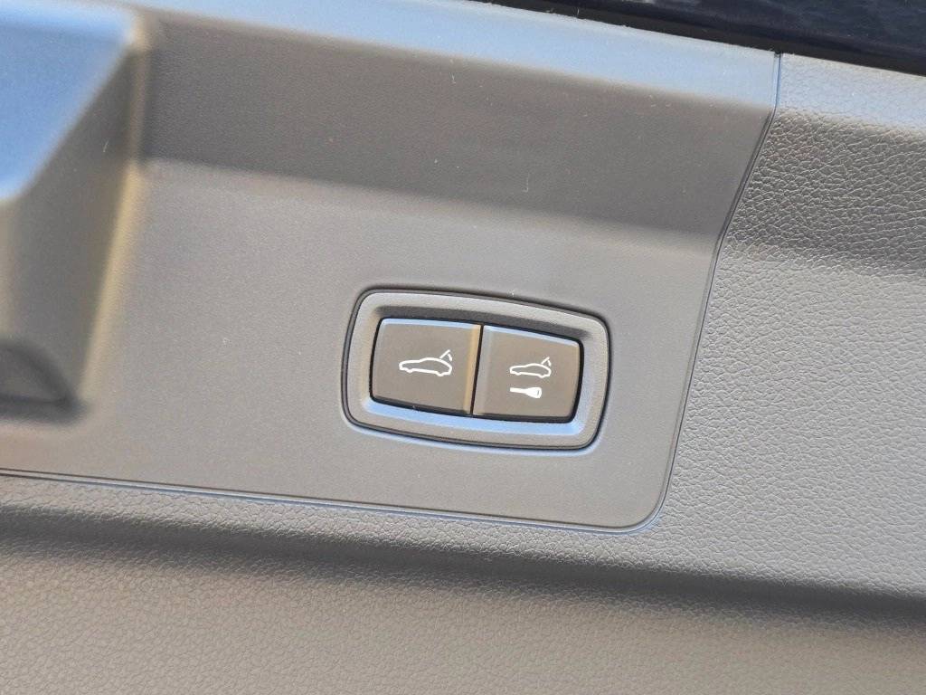 2026 Porsche Panamera Base