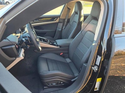 2026 Porsche Panamera Base