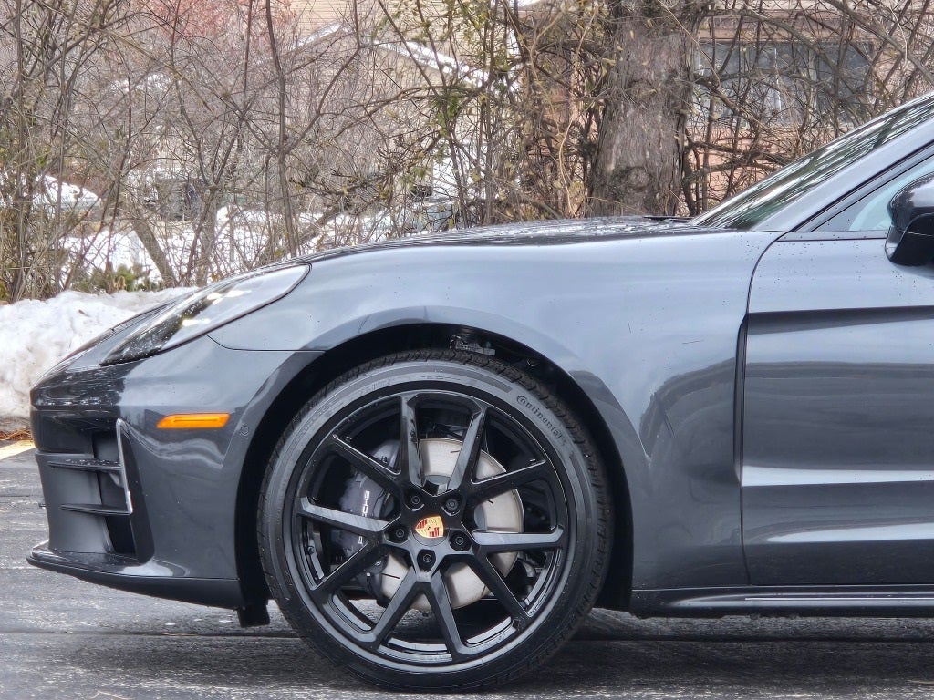 2026 Porsche Panamera 4