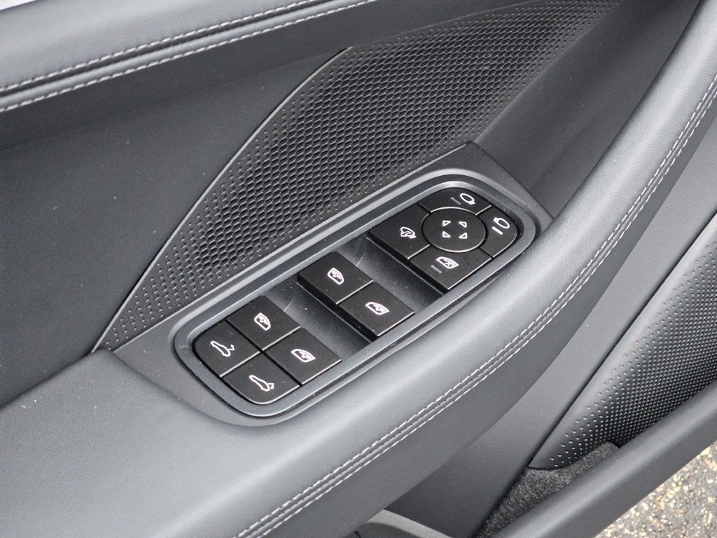 2026 Porsche Panamera 4