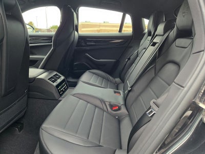 2026 Porsche Panamera 4