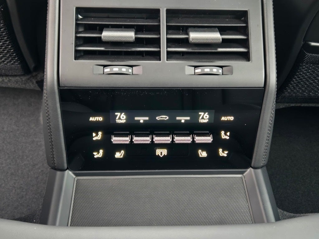 2026 Porsche Panamera 4