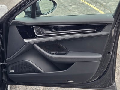 2026 Porsche Panamera 4