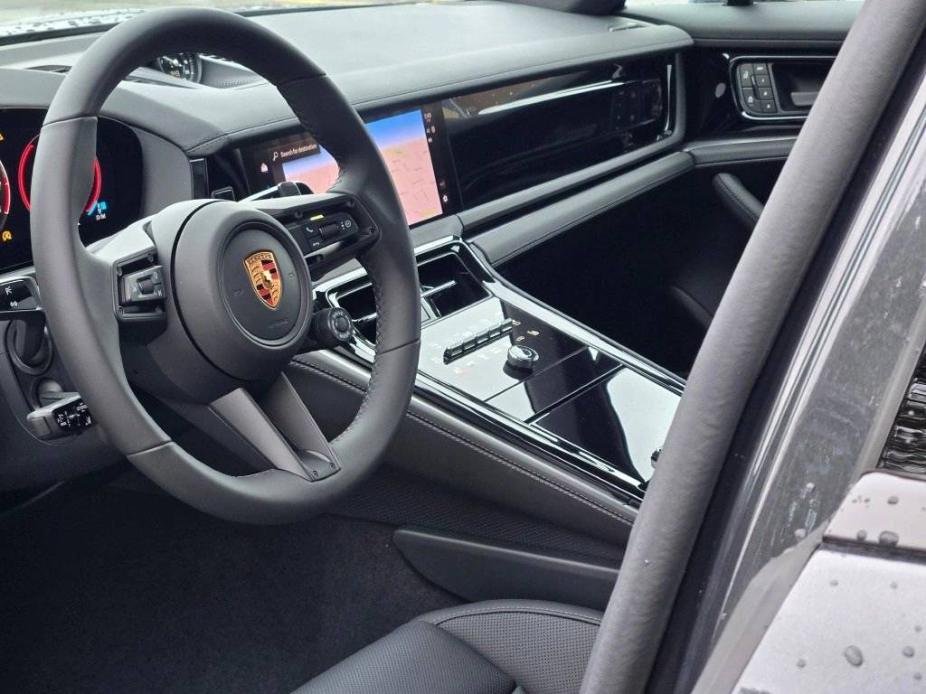 2026 Porsche Panamera 4