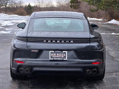 2026 Porsche Panamera 4