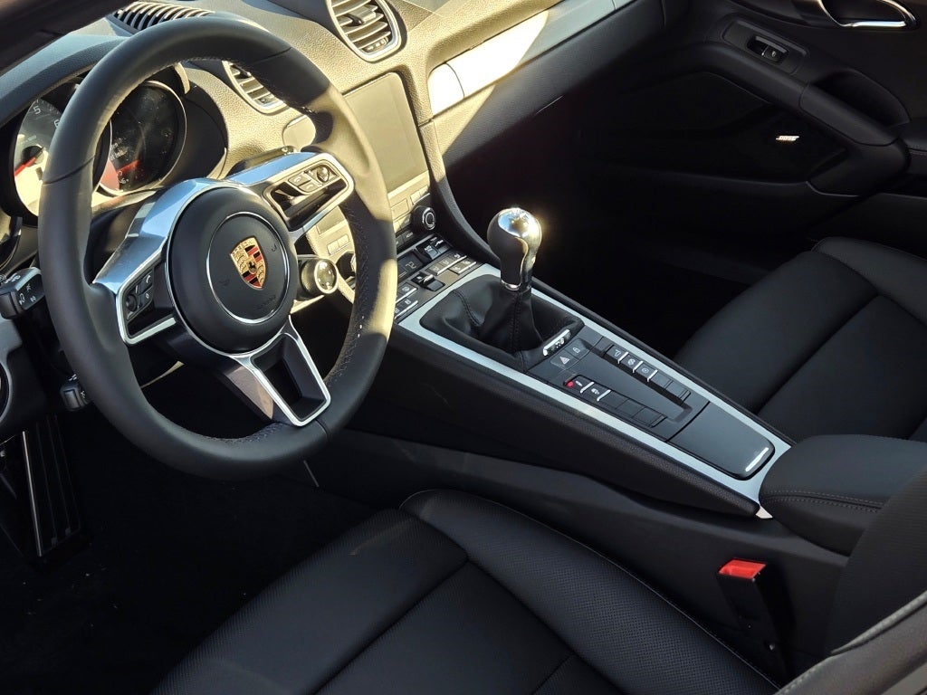 2025 Porsche 718 Cayman S