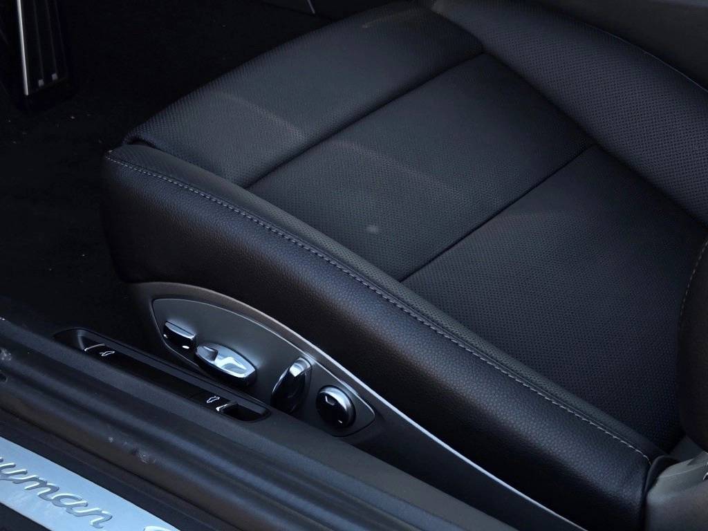 2025 Porsche 718 Cayman S