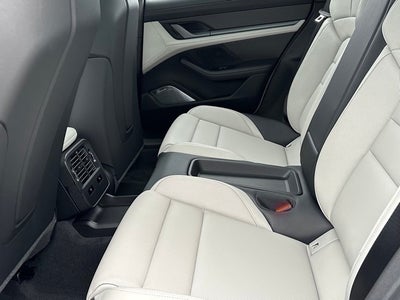 2024 Porsche Taycan Turbo S