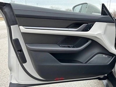 2024 Porsche Taycan Turbo S