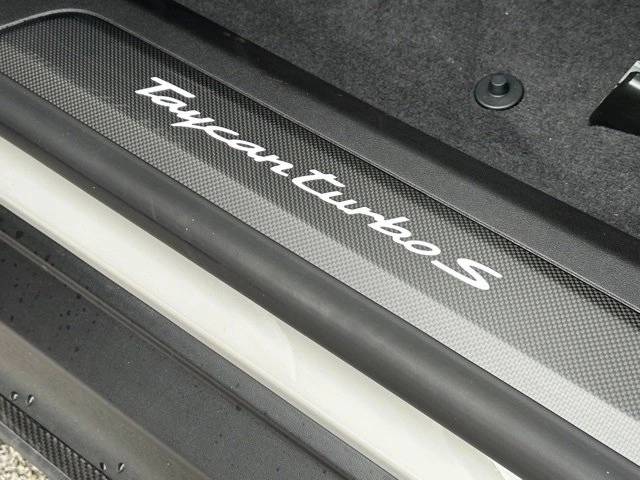 2024 Porsche Taycan Turbo S