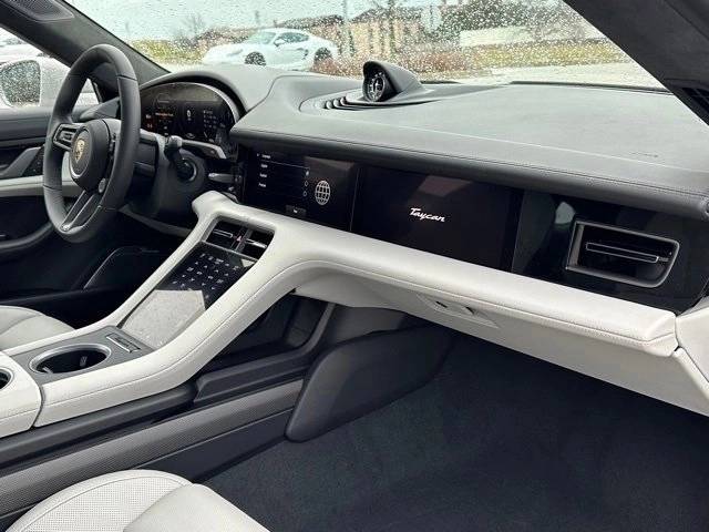 2024 Porsche Taycan Turbo S