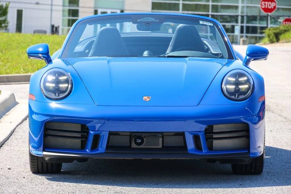 2026 Porsche 911 Carrera