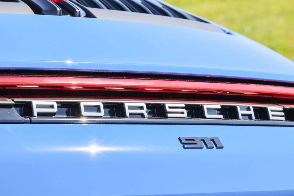 2026 Porsche 911 Carrera