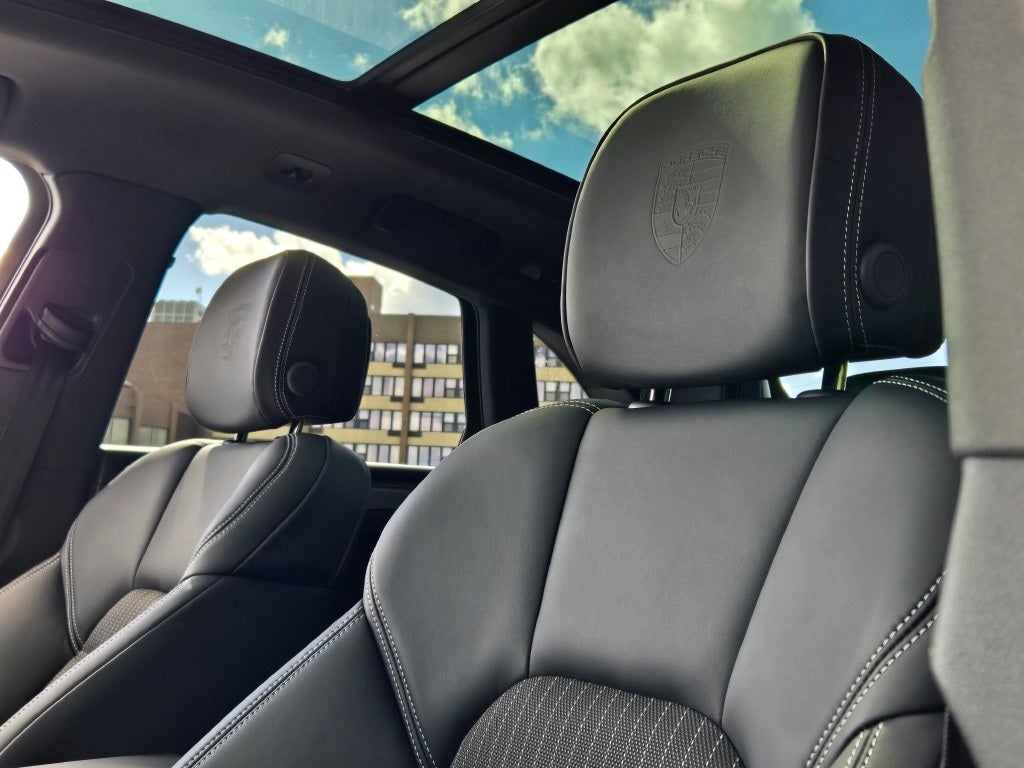 2026 Porsche Macan T