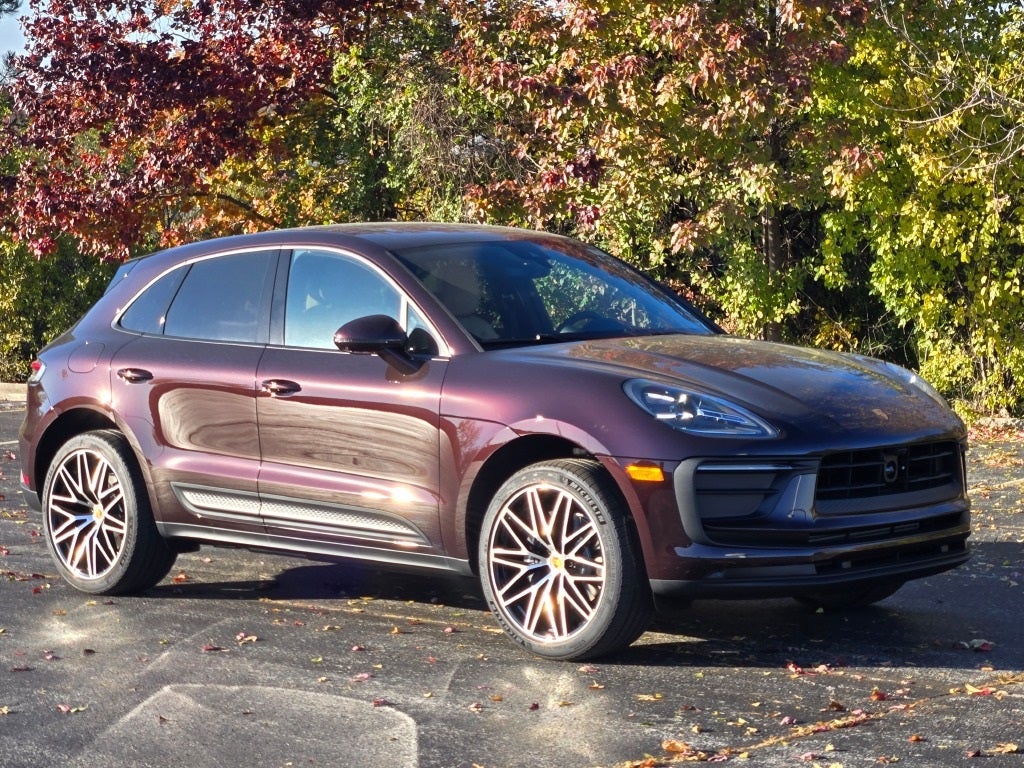 2026 Porsche Macan Base