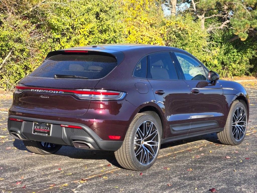 2026 Porsche Macan Base
