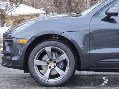 2026 Porsche Macan Base