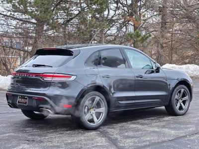 2026 Porsche Macan Base