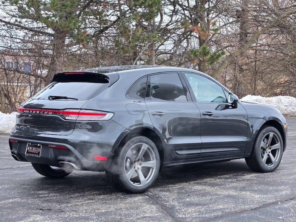 2026 Porsche Macan Base
