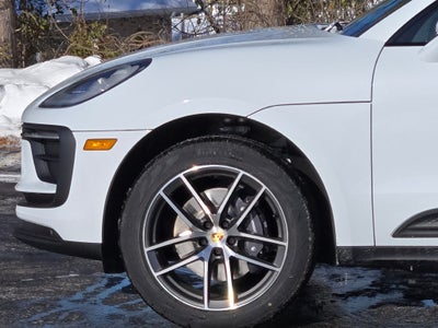 2026 Porsche Macan Base