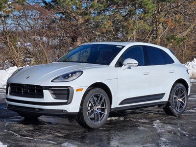2026 Porsche Macan Base