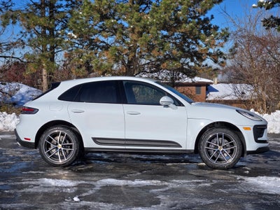 2026 Porsche Macan Base